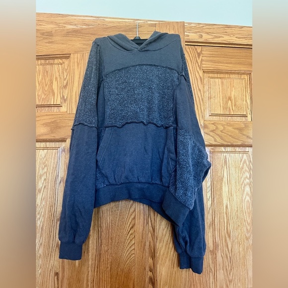 Aerie - Sherpa Patchwork Oversized Hoodie Pullover - Picture 1 of 6